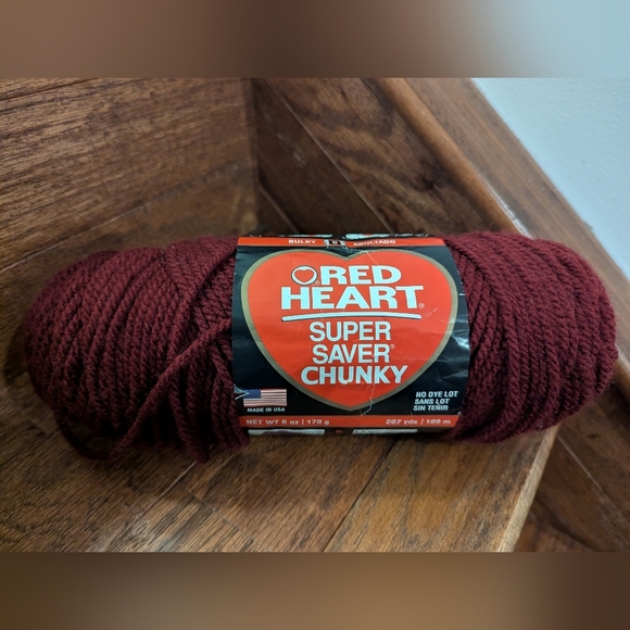 RED HEART SUPER SAVER CHUNKY Burgundy Claret. NET WT 6 oz 170 g - Picture 8 of 8